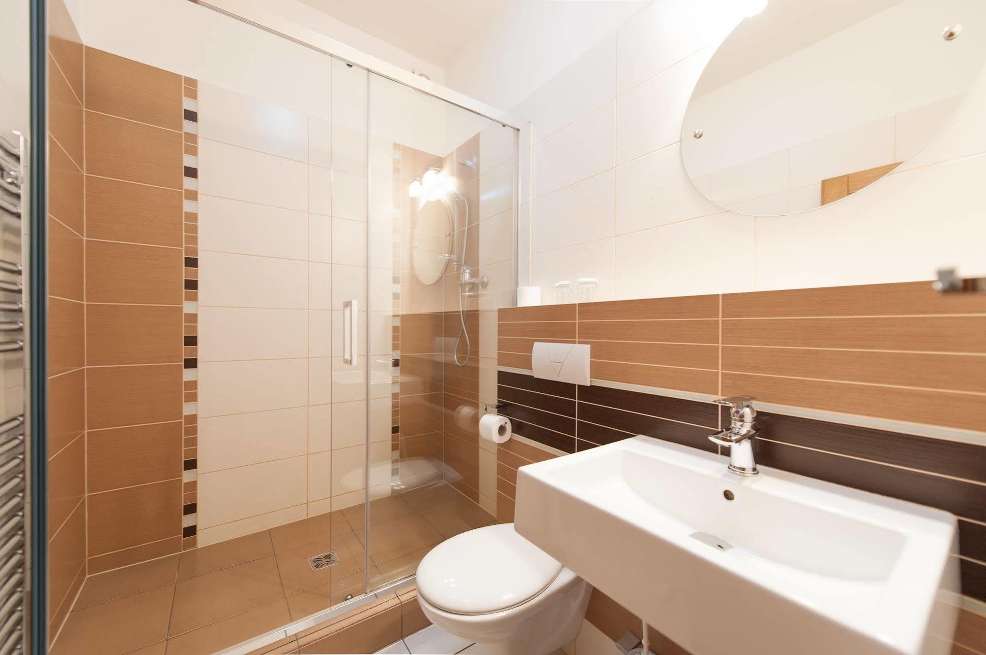 Hotel v Centru Ceske Budejovice Buitenkant foto